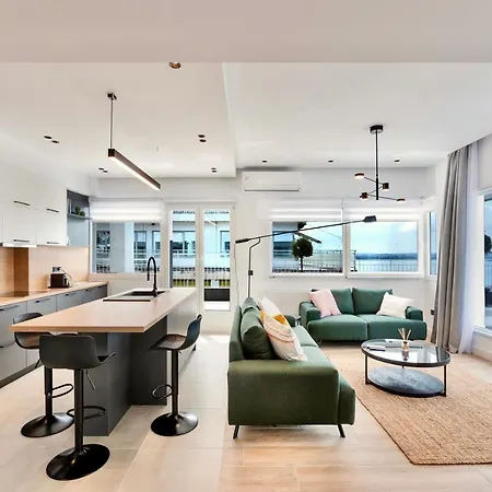 Oddity Seafront Penthouse Apartments Thessalonique Extérieur photo